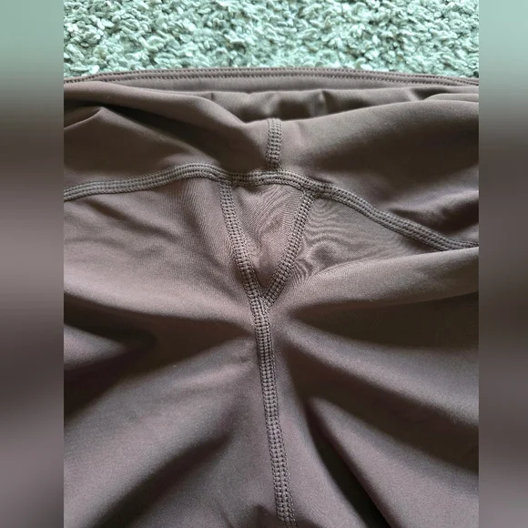 Vuori Stride Leggings Chestnut Small - Picture 4 of 7